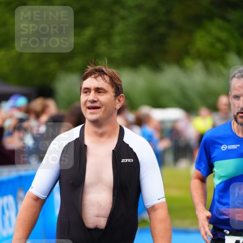 30.08.2026 - Elbe Triathlon Hamburg LAZAROV Photography http://msf.ph/oto/10056976 30.08.2026 11:14:59 Ziel 492, 500 meine-sportfotos.de