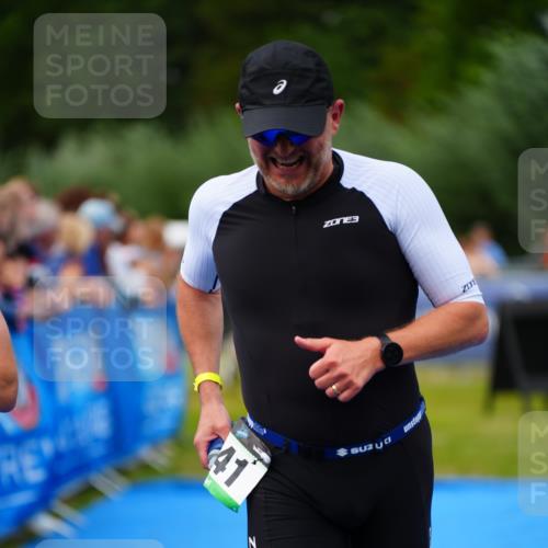 30.08.2026 - Elbe Triathlon Hamburg LAZAROV Photography http://msf.ph/oto/10057021 30.08.2026 11:15:22 Ziel 436, 741 meine-sportfotos.de