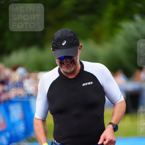 30.08.2026 - Elbe Triathlon Hamburg LAZAROV Photography http://msf.ph/oto/10057022 30.08.2026 11:15:22 Ziel 436, 741 meine-sportfotos.de