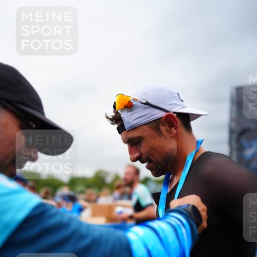30.08.2026 - Elbe Triathlon Hamburg LAZAROV Photography http://msf.ph/oto/10057139 30.08.2026 11:16:49 Ziel  meine-sportfotos.de