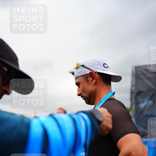 30.08.2026 - Elbe Triathlon Hamburg LAZAROV Photography http://msf.ph/oto/10057140 30.08.2026 11:16:50 Ziel 997 meine-sportfotos.de