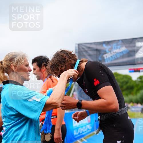 30.08.2026 - Elbe Triathlon Hamburg LAZAROV Photography http://msf.ph/oto/10057203 30.08.2026 11:17:25 Ziel  meine-sportfotos.de