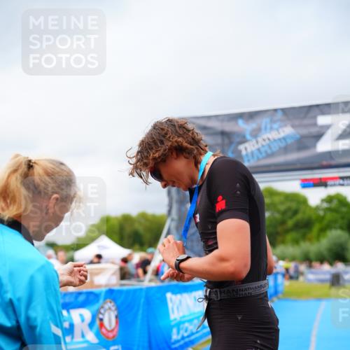 30.08.2026 - Elbe Triathlon Hamburg LAZAROV Photography http://msf.ph/oto/10057208 30.08.2026 11:17:26 Ziel  meine-sportfotos.de