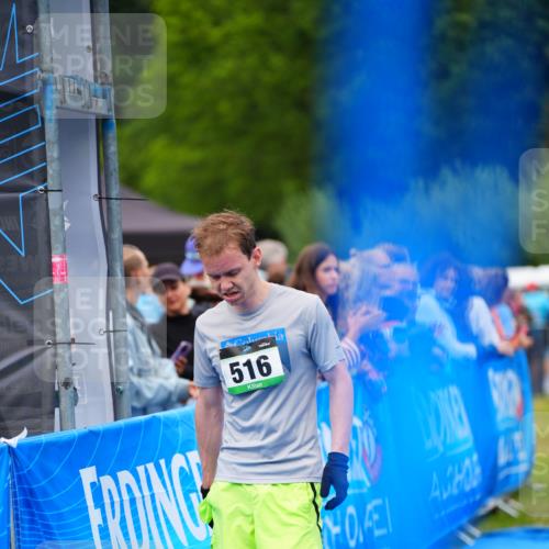 30.08.2026 - Elbe Triathlon Hamburg LAZAROV Photography http://msf.ph/oto/10057360 30.08.2026 11:18:39 Ziel 516, 1048, 1076 meine-sportfotos.de