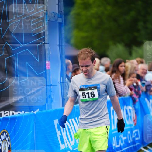 30.08.2026 - Elbe Triathlon Hamburg LAZAROV Photography http://msf.ph/oto/10057362 30.08.2026 11:18:40 Ziel 516, 1048, 1076 meine-sportfotos.de