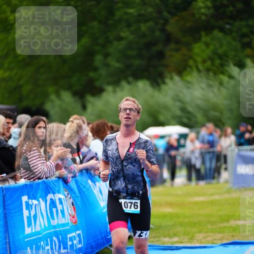 30.08.2026 - Elbe Triathlon Hamburg LAZAROV Photography http://msf.ph/oto/10057364 30.08.2026 11:18:42 Ziel 516, 1076 meine-sportfotos.de
