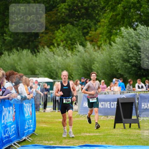30.08.2026 - Elbe Triathlon Hamburg LAZAROV Photography http://msf.ph/oto/10057377 30.08.2026 11:18:53 Ziel 766, 1070 meine-sportfotos.de