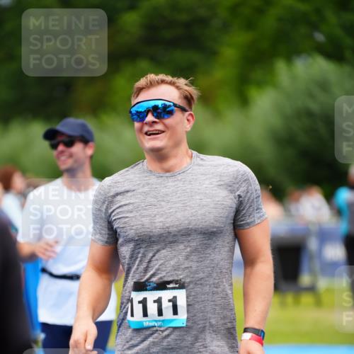 30.08.2026 - Elbe Triathlon Hamburg LAZAROV Photography http://msf.ph/oto/10057481 30.08.2026 11:19:43 Ziel 667, 704, 1091, 1108, 1111 meine-sportfotos.de