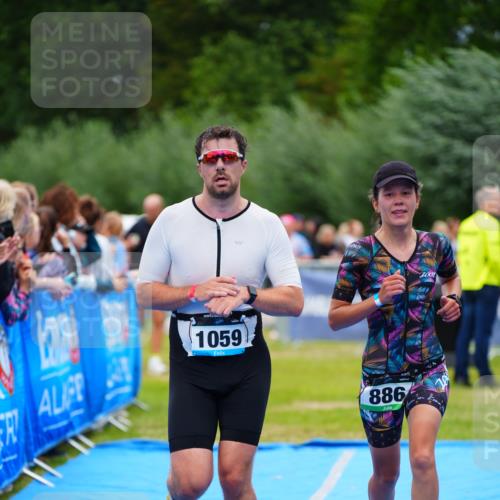 30.08.2026 - Elbe Triathlon Hamburg LAZAROV Photography http://msf.ph/oto/10057609 30.08.2026 11:20:44 Ziel 886, 1059 meine-sportfotos.de