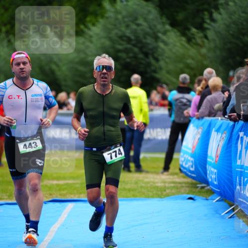 30.08.2026 - Elbe Triathlon Hamburg LAZAROV Photography http://msf.ph/oto/10057626 30.08.2026 11:20:55 Ziel 443, 735, 774, 1212, 1225 meine-sportfotos.de