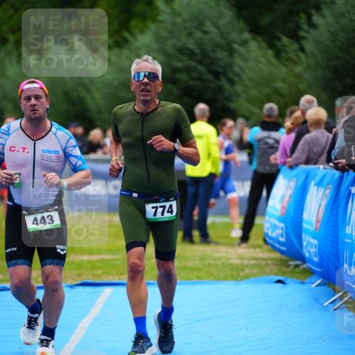 30.08.2026 - Elbe Triathlon Hamburg LAZAROV Photography http://msf.ph/oto/10057628 30.08.2026 11:20:56 Ziel 443, 735, 774, 1212, 1225 meine-sportfotos.de
