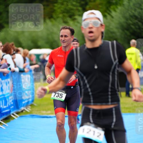 30.08.2026 - Elbe Triathlon Hamburg LAZAROV Photography http://msf.ph/oto/10057644 30.08.2026 11:21:02 Ziel 735, 1100, 1212, 1225 meine-sportfotos.de