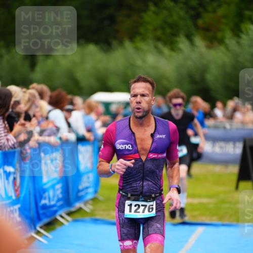 30.08.2026 - Elbe Triathlon Hamburg LAZAROV Photography http://msf.ph/oto/10057666 30.08.2026 11:21:12 Ziel 999, 1017, 1276 meine-sportfotos.de
