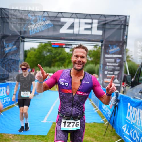 30.08.2026 - Elbe Triathlon Hamburg LAZAROV Photography http://msf.ph/oto/10057685 30.08.2026 11:21:17 Ziel 834, 999, 1017 meine-sportfotos.de