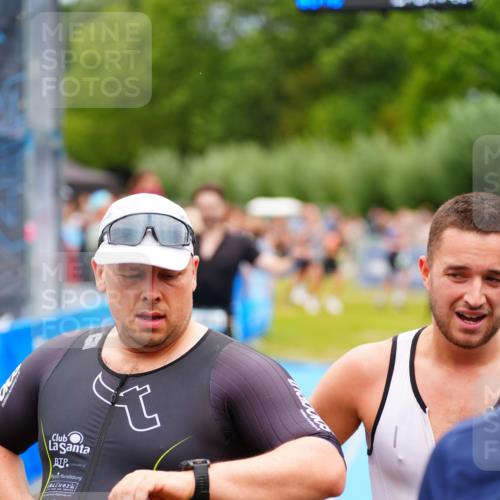 30.08.2026 - Elbe Triathlon Hamburg LAZAROV Photography http://msf.ph/oto/10057775 30.08.2026 11:21:59 Ziel 703, 1063, 1113 meine-sportfotos.de