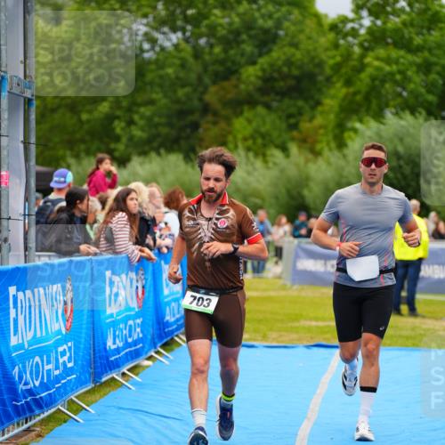 30.08.2026 - Elbe Triathlon Hamburg LAZAROV Photography http://msf.ph/oto/10057786 30.08.2026 11:22:06 Ziel 703, 1113 meine-sportfotos.de