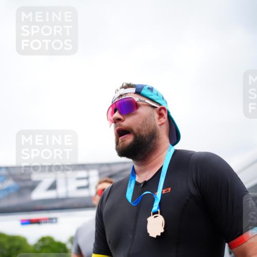 30.08.2026 - Elbe Triathlon Hamburg LAZAROV Photography http://msf.ph/oto/10057802 30.08.2026 11:22:15 Ziel  meine-sportfotos.de