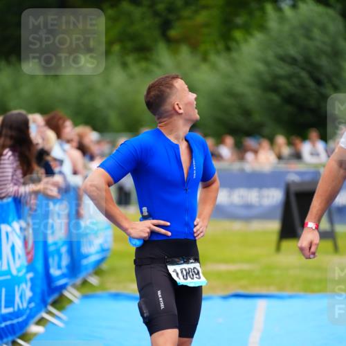30.08.2026 - Elbe Triathlon Hamburg LAZAROV Photography http://msf.ph/oto/10057838 30.08.2026 11:22:33 Ziel 1009, 1069, 1102 meine-sportfotos.de