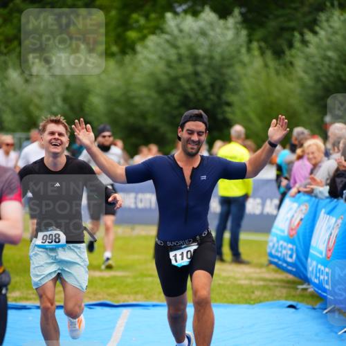 30.08.2026 - Elbe Triathlon Hamburg LAZAROV Photography http://msf.ph/oto/10057908 30.08.2026 11:23:28 Ziel 403, 404, 693, 998, 1023, 1109 meine-sportfotos.de