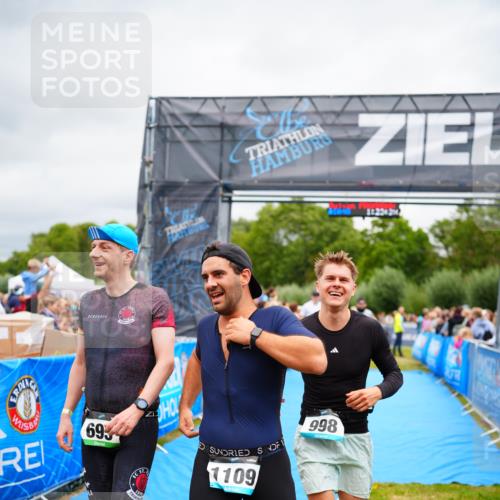 30.08.2026 - Elbe Triathlon Hamburg LAZAROV Photography http://msf.ph/oto/10057918 30.08.2026 11:23:31 Ziel 403, 404, 693, 998, 1023, 1109, 1232 meine-sportfotos.de