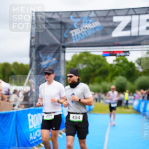 30.08.2026 - Elbe Triathlon Hamburg LAZAROV Photography http://msf.ph/oto/10057922 30.08.2026 11:23:34 Ziel 403, 404, 1023, 1232 meine-sportfotos.de