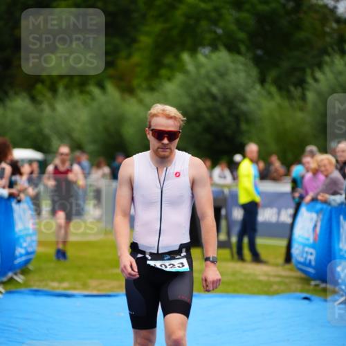 30.08.2026 - Elbe Triathlon Hamburg LAZAROV Photography http://msf.ph/oto/10057923 30.08.2026 11:23:36 Ziel 403, 1023, 1232 meine-sportfotos.de