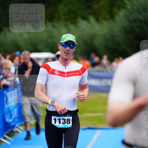 30.08.2026 - Elbe Triathlon Hamburg LAZAROV Photography http://msf.ph/oto/10057949 30.08.2026 11:23:50 Ziel 988, 1006, 1015, 1104, 1138 meine-sportfotos.de