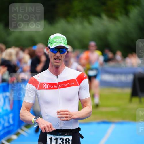 30.08.2026 - Elbe Triathlon Hamburg LAZAROV Photography http://msf.ph/oto/10057953 30.08.2026 11:23:51 Ziel 988, 1006, 1104, 1138 meine-sportfotos.de