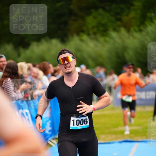 30.08.2026 - Elbe Triathlon Hamburg LAZAROV Photography http://msf.ph/oto/10057969 30.08.2026 11:23:57 Ziel 472, 629, 1006, 1104 meine-sportfotos.de