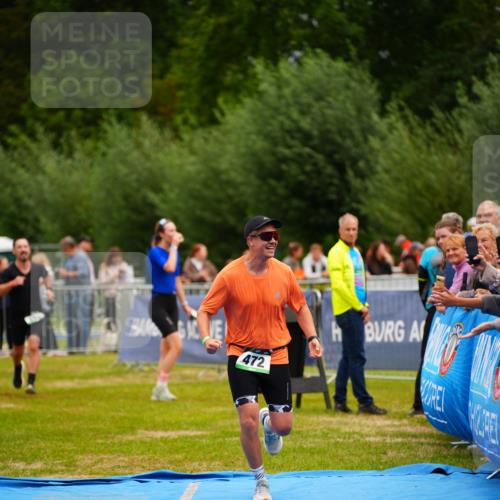 30.08.2026 - Elbe Triathlon Hamburg LAZAROV Photography http://msf.ph/oto/10057974 30.08.2026 11:23:58 Ziel 472, 629, 1006, 1104 meine-sportfotos.de
