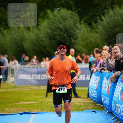30.08.2026 - Elbe Triathlon Hamburg LAZAROV Photography http://msf.ph/oto/10057981 30.08.2026 11:23:59 Ziel 472, 629, 1006, 1104 meine-sportfotos.de