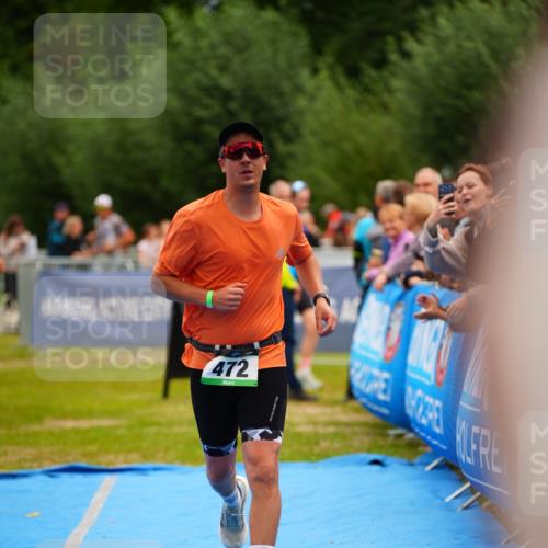 30.08.2026 - Elbe Triathlon Hamburg LAZAROV Photography http://msf.ph/oto/10057985 30.08.2026 11:24:00 Ziel 472, 629, 1006 meine-sportfotos.de