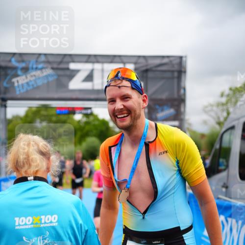 30.08.2026 - Elbe Triathlon Hamburg LAZAROV Photography http://msf.ph/oto/10058016 30.08.2026 11:24:18 Ziel 608, 674, 734, 883, 1022 meine-sportfotos.de