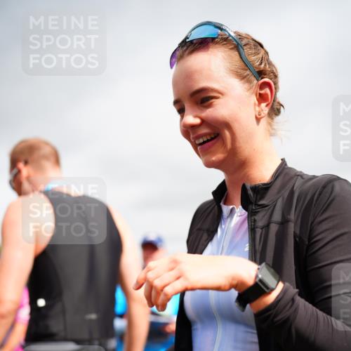 30.08.2026 - Elbe Triathlon Hamburg LAZAROV Photography http://msf.ph/oto/10058053 30.08.2026 11:24:48 Ziel 856 meine-sportfotos.de