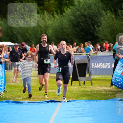 30.08.2026 - Elbe Triathlon Hamburg LAZAROV Photography http://msf.ph/oto/10058064 30.08.2026 11:24:54 Ziel 712, 786, 856, 1208 meine-sportfotos.de