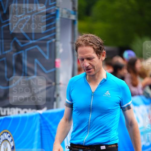 30.08.2026 - Elbe Triathlon Hamburg LAZAROV Photography http://msf.ph/oto/10058107 30.08.2026 11:25:05 Ziel 605, 736, 786, 1208 meine-sportfotos.de
