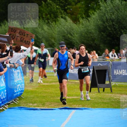 30.08.2026 - Elbe Triathlon Hamburg LAZAROV Photography http://msf.ph/oto/10058116 30.08.2026 11:25:13 Ziel 475, 618, 783, 993 meine-sportfotos.de