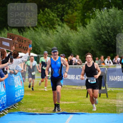30.08.2026 - Elbe Triathlon Hamburg LAZAROV Photography http://msf.ph/oto/10058121 30.08.2026 11:25:14 Ziel 475, 618, 783, 993 meine-sportfotos.de
