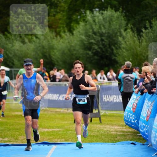 30.08.2026 - Elbe Triathlon Hamburg LAZAROV Photography http://msf.ph/oto/10058122 30.08.2026 11:25:14 Ziel 475, 618, 783, 993 meine-sportfotos.de