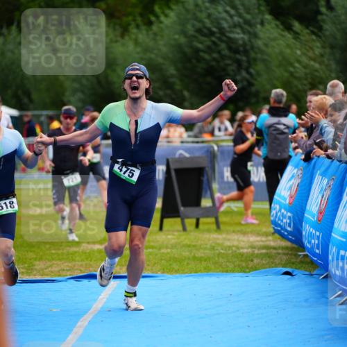 30.08.2026 - Elbe Triathlon Hamburg LAZAROV Photography http://msf.ph/oto/10058140 30.08.2026 11:25:19 Ziel 475, 618, 721, 783, 993, 1007 meine-sportfotos.de