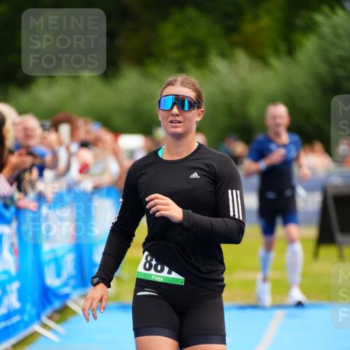 30.08.2026 - Elbe Triathlon Hamburg LAZAROV Photography http://msf.ph/oto/10058177 30.08.2026 11:25:38 Ziel 887, 1144, 1290, 1896 meine-sportfotos.de