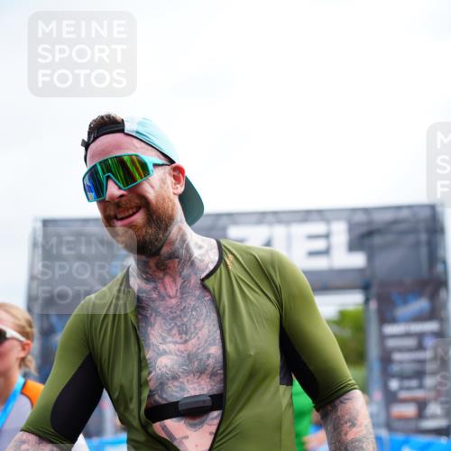 30.08.2026 - Elbe Triathlon Hamburg LAZAROV Photography http://msf.ph/oto/10058222 30.08.2026 11:26:01 Ziel 602, 1176, 1219 meine-sportfotos.de