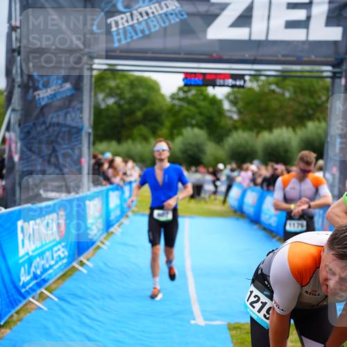 30.08.2026 - Elbe Triathlon Hamburg LAZAROV Photography http://msf.ph/oto/10058226 30.08.2026 11:26:07 Ziel 602, 1176 meine-sportfotos.de