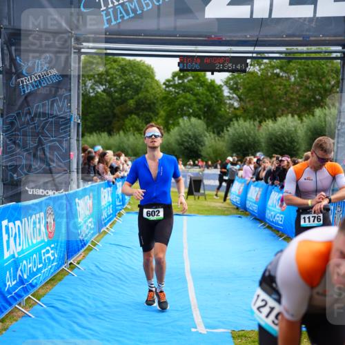 30.08.2026 - Elbe Triathlon Hamburg LAZAROV Photography http://msf.ph/oto/10058227 30.08.2026 11:26:07 Ziel 602, 1176 meine-sportfotos.de