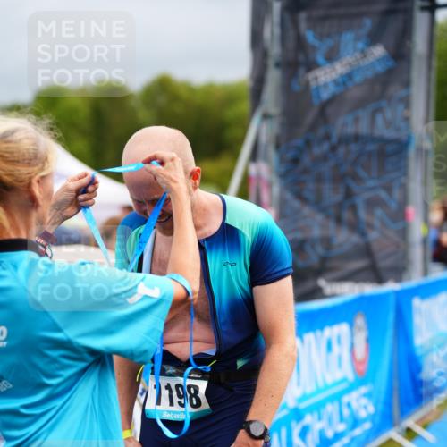 30.08.2026 - Elbe Triathlon Hamburg LAZAROV Photography http://msf.ph/oto/10058248 30.08.2026 11:26:27 Ziel 457, 514, 1079, 1217, 1249 meine-sportfotos.de