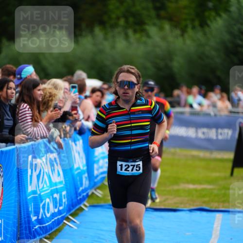 30.08.2026 - Elbe Triathlon Hamburg LAZAROV Photography http://msf.ph/oto/10058301 30.08.2026 11:27:00 Ziel 702, 1172, 1194, 1203, 1275 meine-sportfotos.de