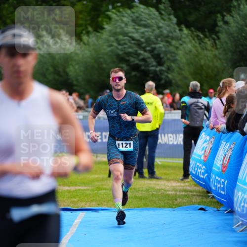 30.08.2026 - Elbe Triathlon Hamburg LAZAROV Photography http://msf.ph/oto/10058350 30.08.2026 11:27:34 Ziel 672, 1121, 1134, 1178 meine-sportfotos.de