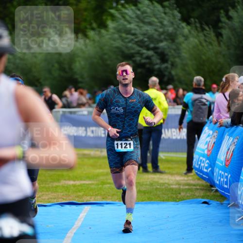 30.08.2026 - Elbe Triathlon Hamburg LAZAROV Photography http://msf.ph/oto/10058351 30.08.2026 11:27:34 Ziel 672, 1121, 1134, 1178 meine-sportfotos.de