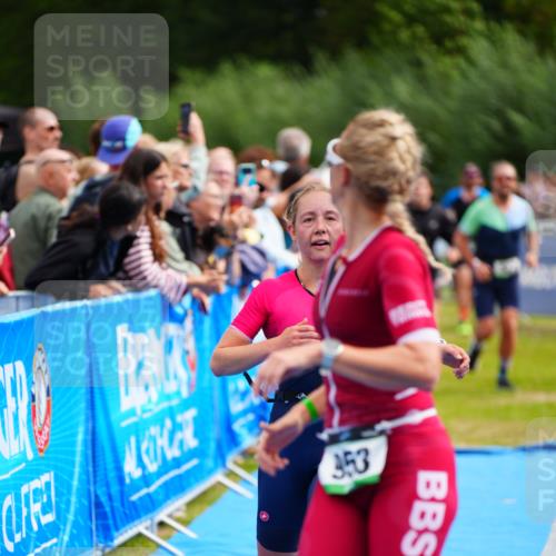 30.08.2026 - Elbe Triathlon Hamburg LAZAROV Photography http://msf.ph/oto/10058390 30.08.2026 11:27:55 Ziel 587, 874, 953, 1065, 1068, 1103 meine-sportfotos.de