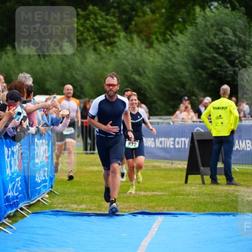 30.08.2026 - Elbe Triathlon Hamburg LAZAROV Photography http://msf.ph/oto/10058437 30.08.2026 11:28:28 Ziel 715, 872, 1206, 1233 meine-sportfotos.de